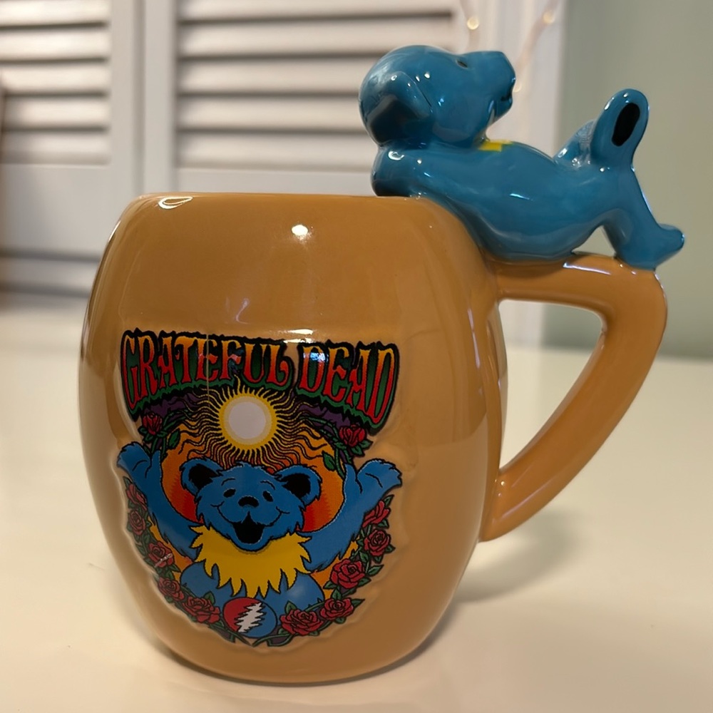 Grateful Dead Teddy Bear 2021 coffee mug